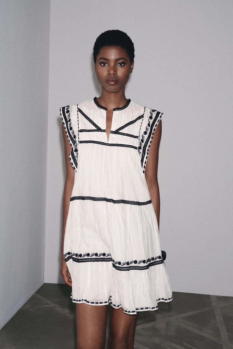 ROBE COURTE BRODÉE ZW COLLECTION