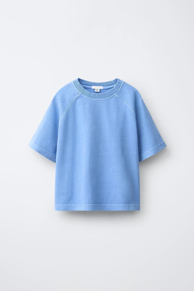 ENSEMBLE JOGGING T-SHIRT ET BERMUDA UNI