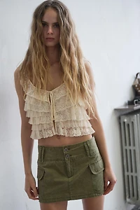 RUFFLED LACE TOP