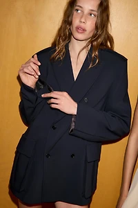 OVERSIZED BLAZER WITH MAXI POCKETS