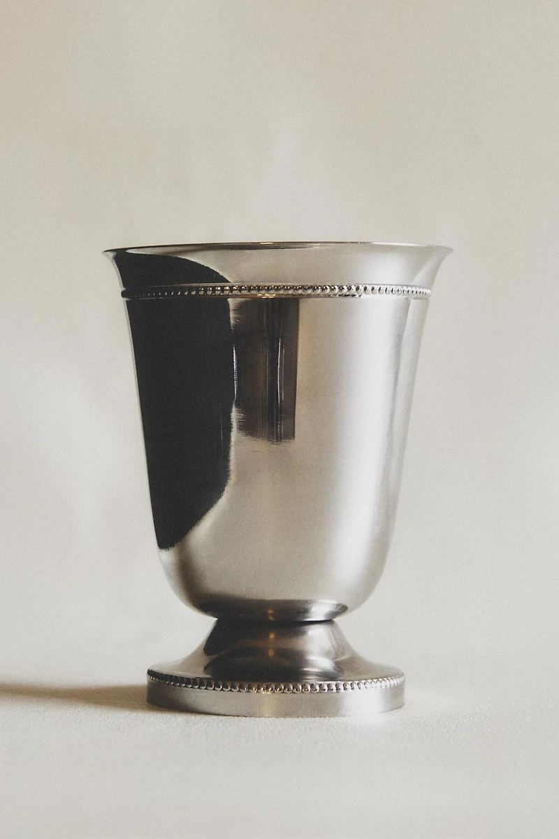 SMALL STRAIGHT STEEL GLASS VASE