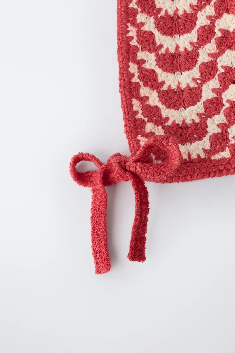 TEXTURED KNIT BONNET