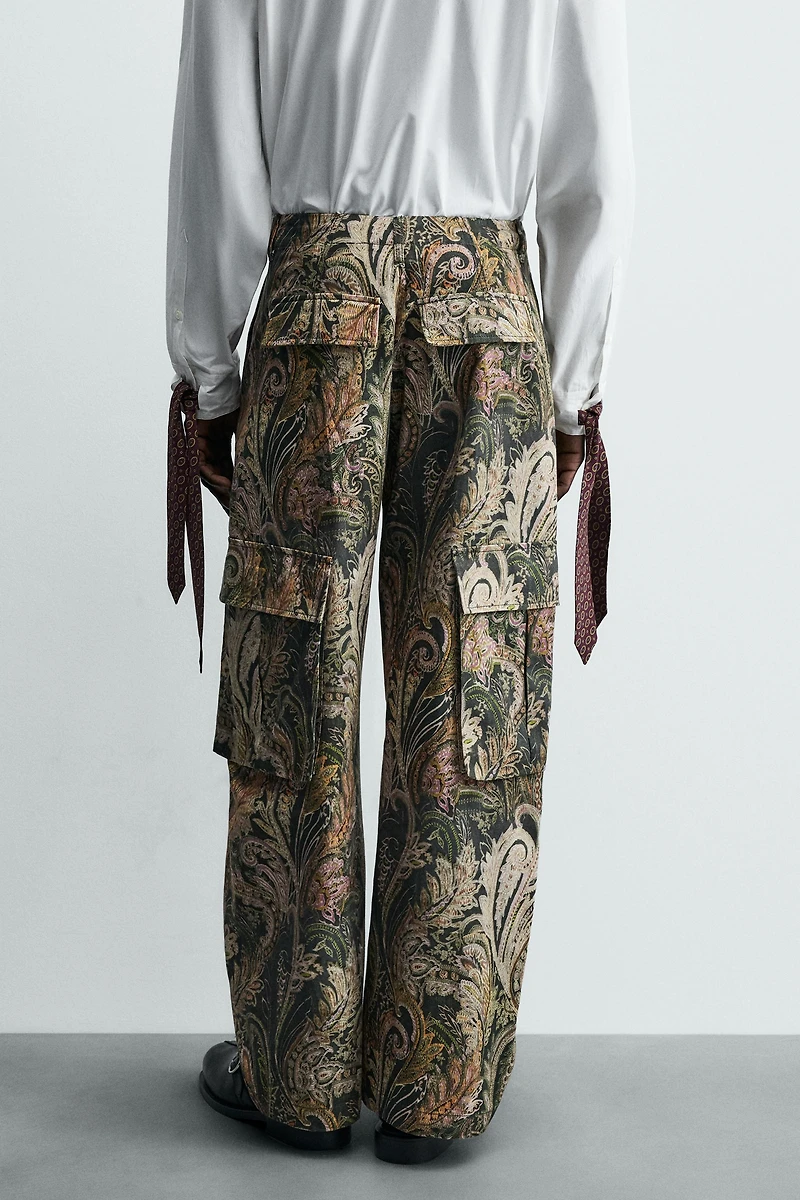 PANTALON CARGO BARREL FIT PAISLEY