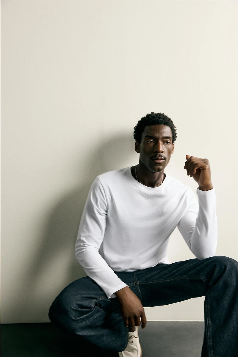 T-SHIRT BASIQUE SLIM