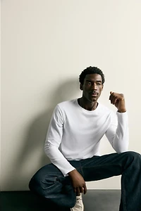 T-SHIRT BASIQUE SLIM