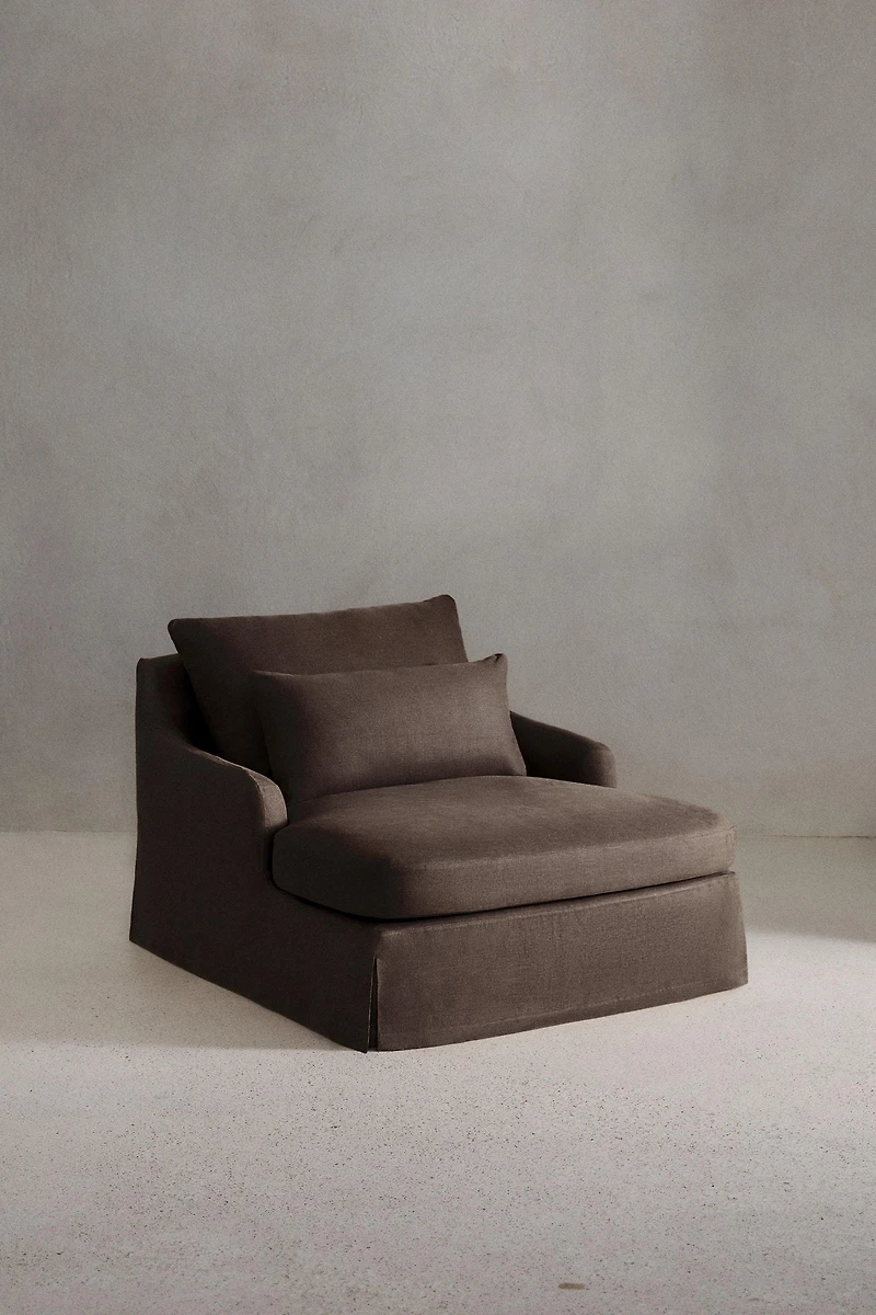 LOVESEAT 01