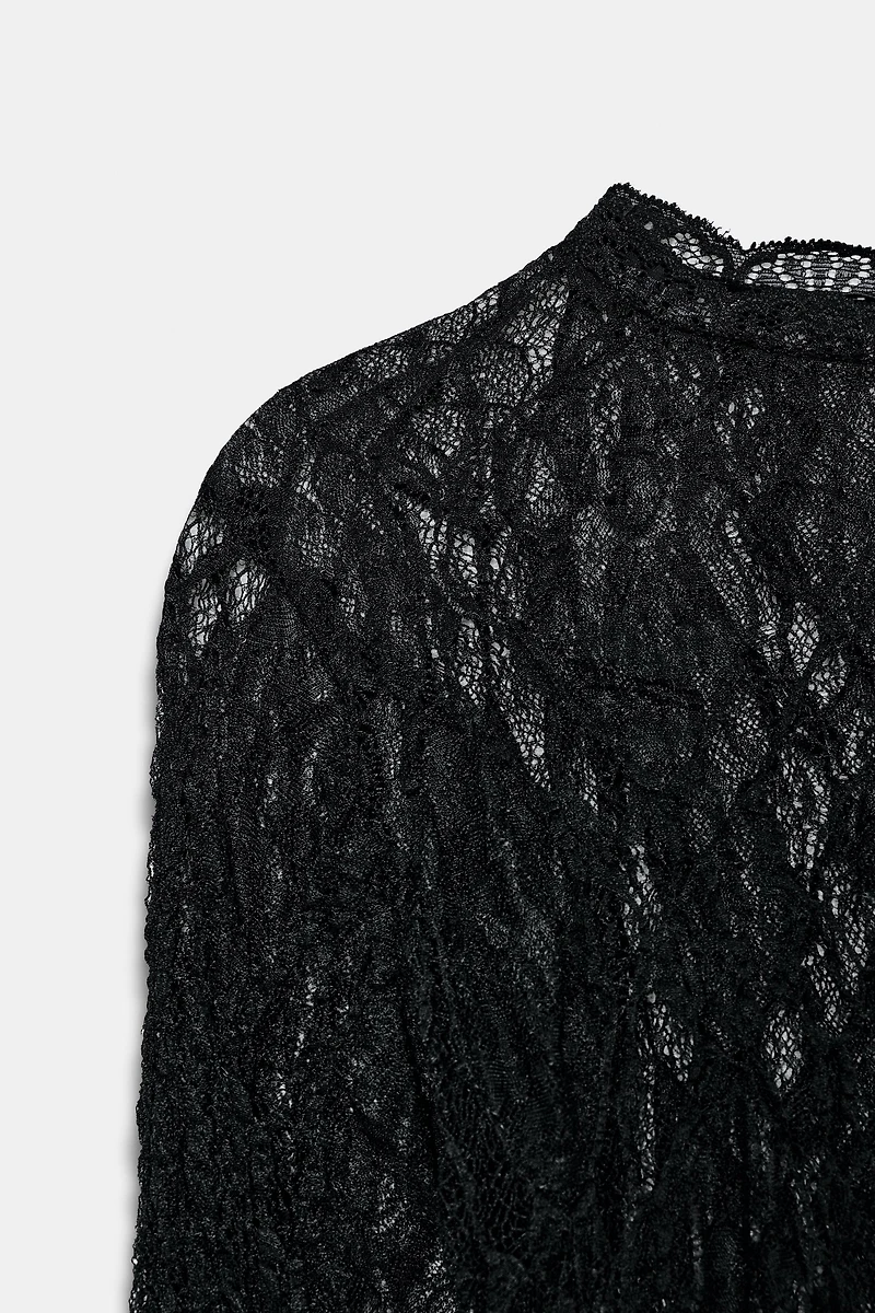 LACE LONG SLEEVE TOP