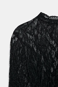 LACE LONG SLEEVE TOP