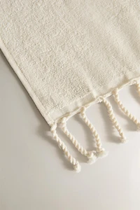 COTTON BEACH TOWEL WITH FRINGE