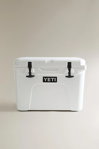 GLACIÈRE RIGIDE PORTABLE YETI
