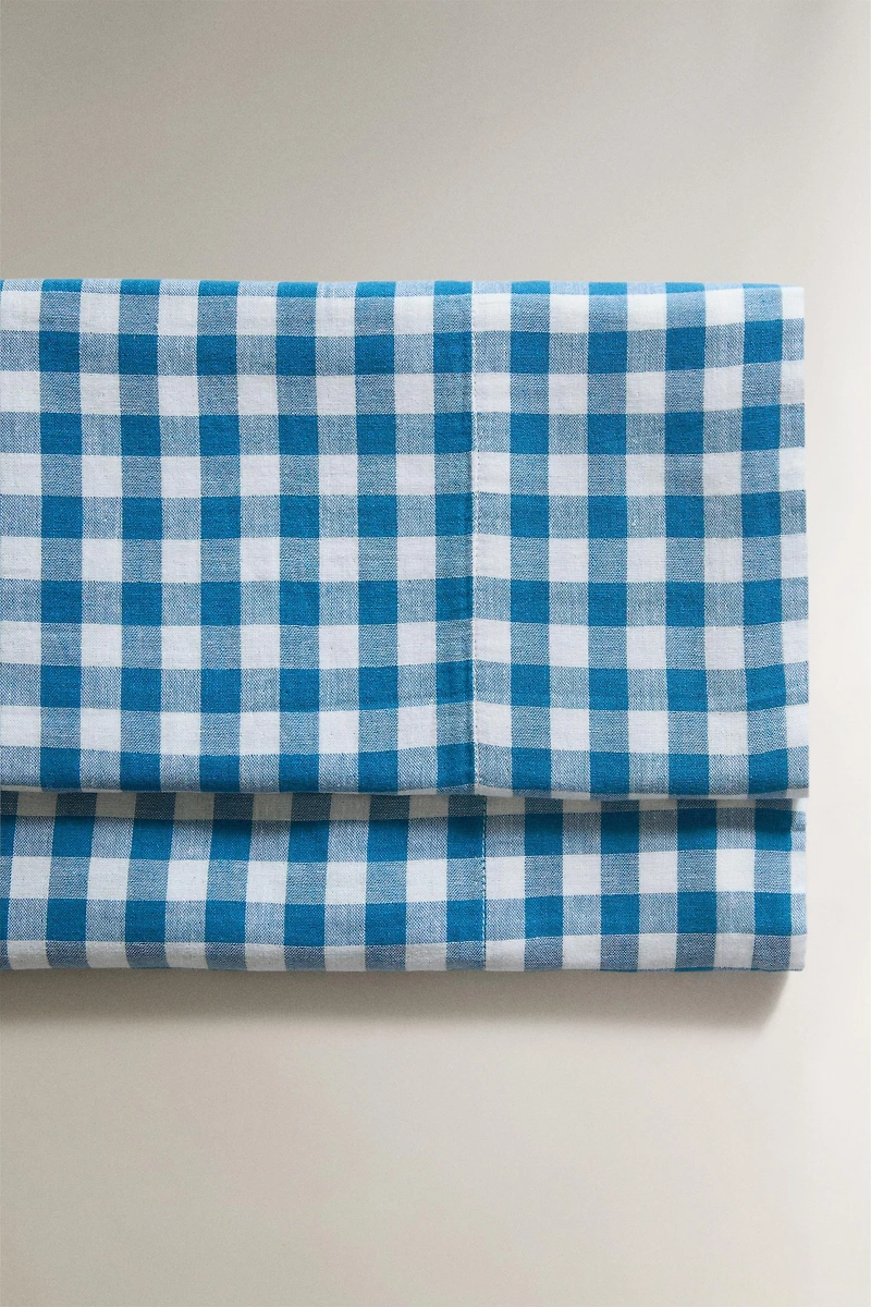 CHECKED CRIB FLAT SHEET AND PILLOWCASE SET