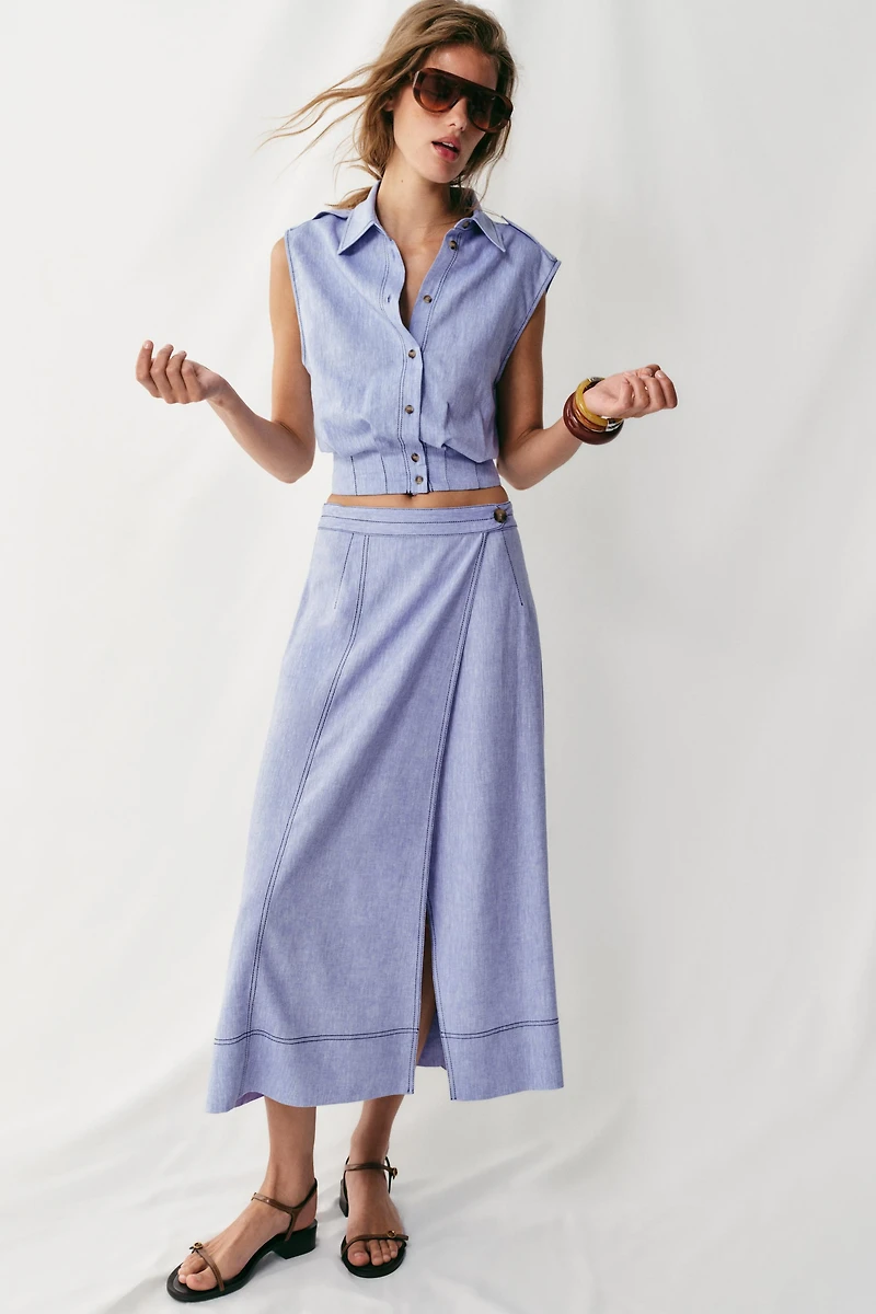 LINEN TOP WITH TOPSTITCHING