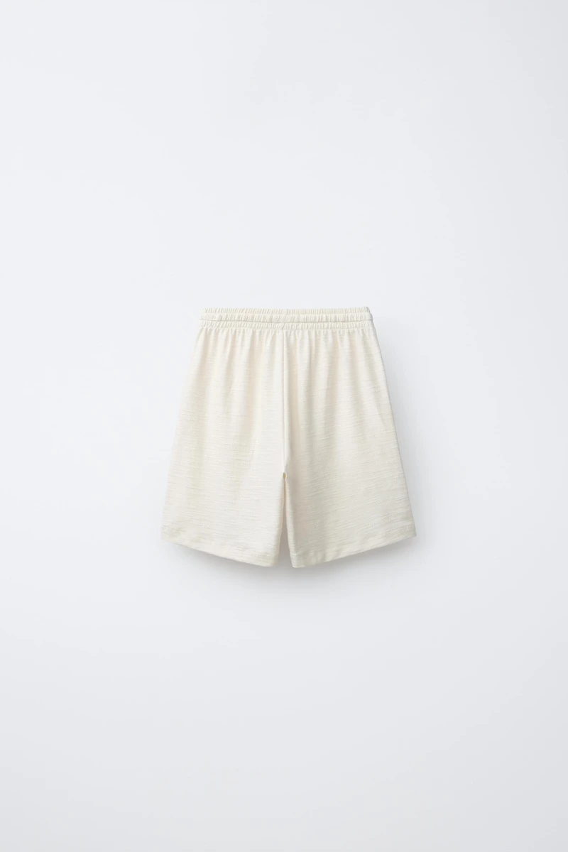 SHIRT AND BERMUDA SHORTS SET WITH TEXTURED LABEL