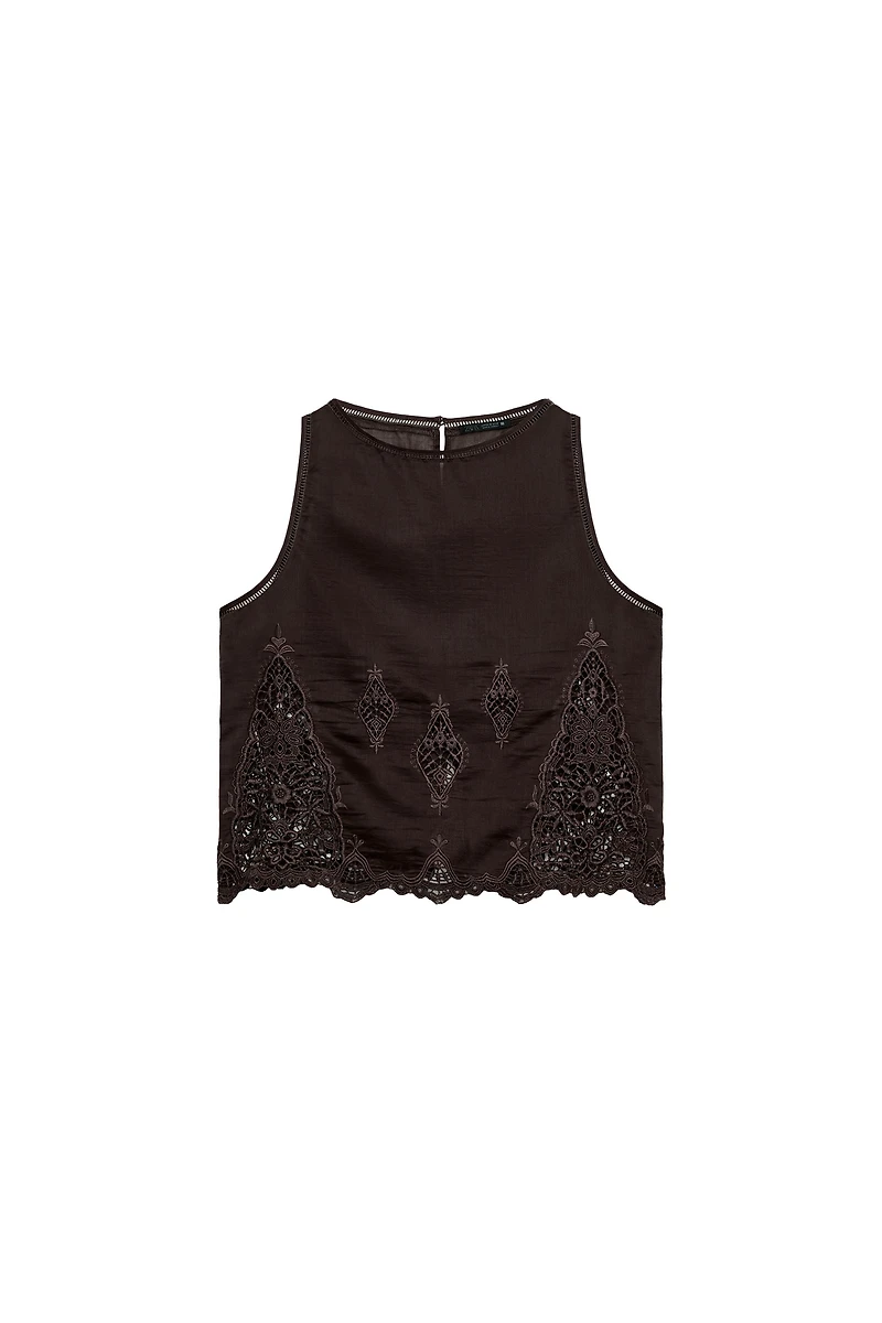 EMBROIDERED LACE INSERT TOP
