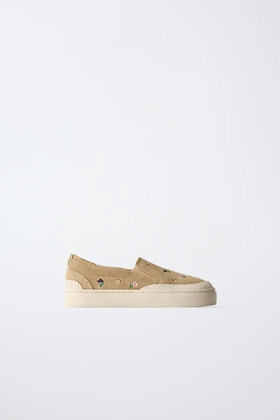 TENNIS OU BASKET FLEURS CUIR