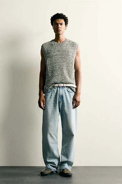TEXTURED KNIT VEST
