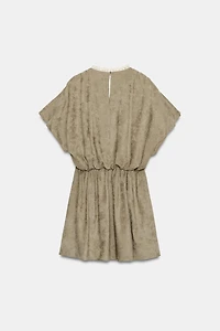 ROBE COURTE EFFET DAIM
