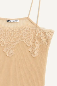 TOP CÔTELÉ DENTELLE ÉDITION LIMITÉE