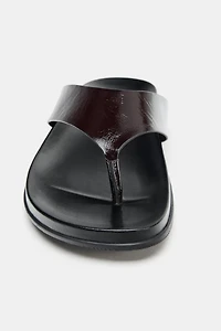 LEATHER STRAPPY SANDALS