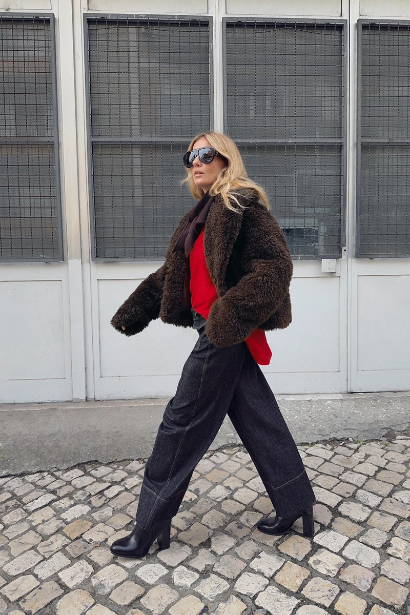 PULL AVEC LAINE CORPS CAPE