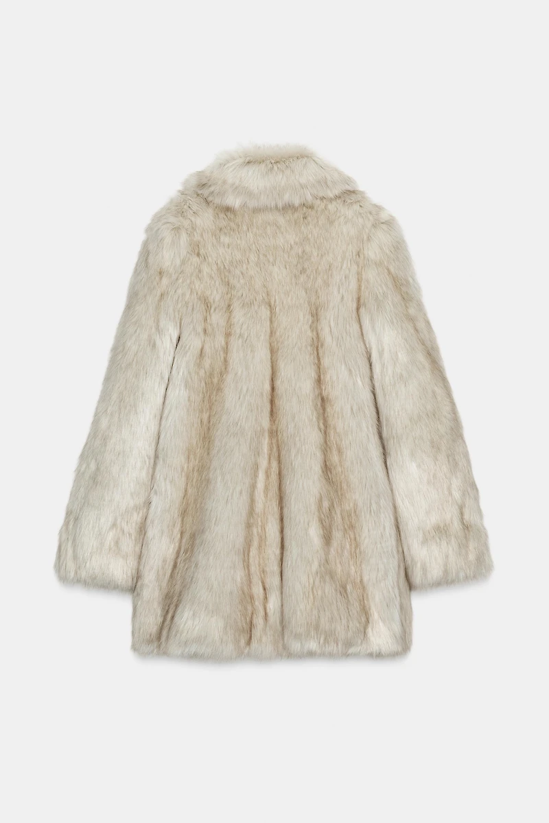 FAUX FUR COAT WITH PADDED SHOULDERS