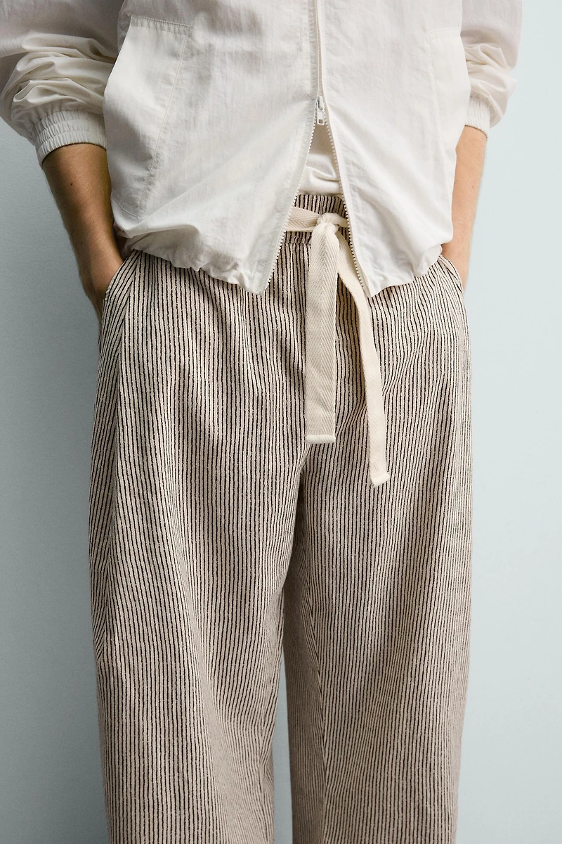 STRIPED WIDE FIT BELTED PANTS