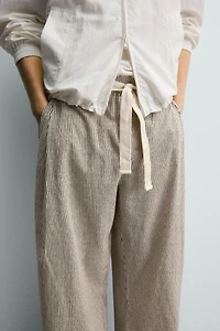 STRIPED WIDE FIT BELTED PANTS