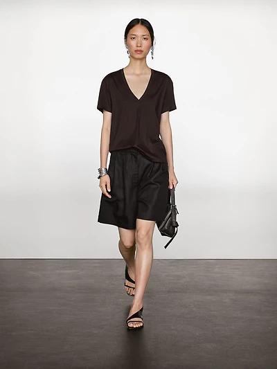 Flowing V-neck T-shirt