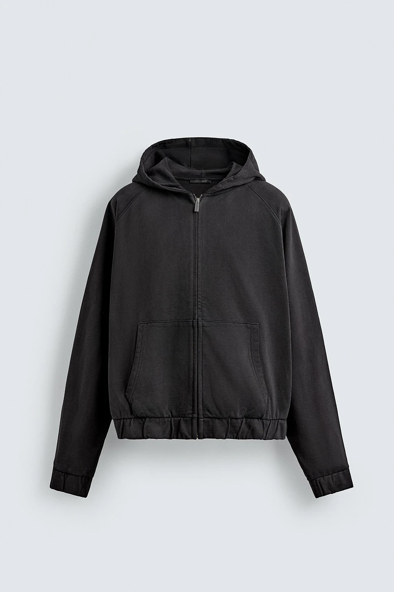 BOXY FIT HOODIE SWEATSHIRT