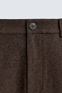 PLEATED BUTTONED PANTS