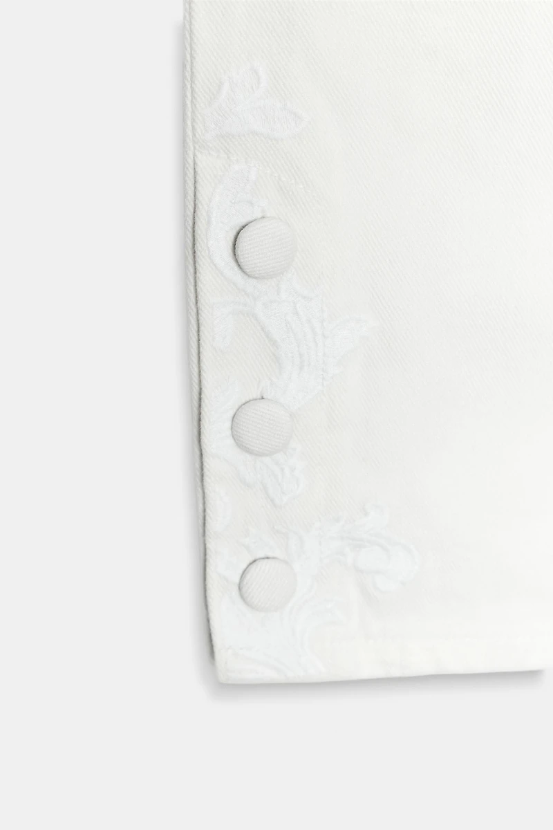 ZW COLLECTION EMBROIDERED MID-RISE CAPRI JEANS