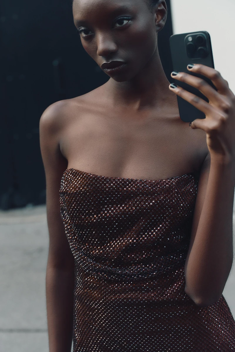 RED SPARKLY STRAPLESS DRESS