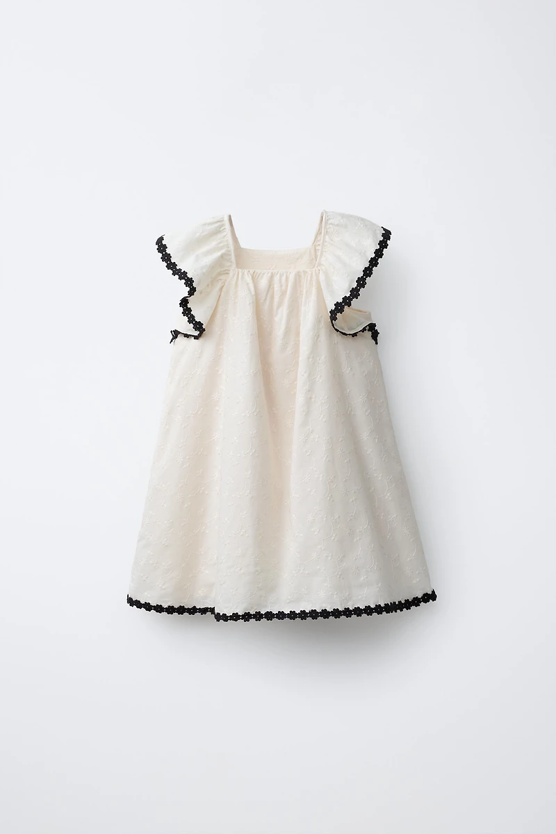 CONTRAST EMBROIDERED DRESS