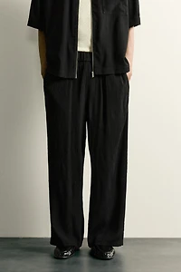 PANTALON COUPE DÉCONTRACTÉE À RELIEF
