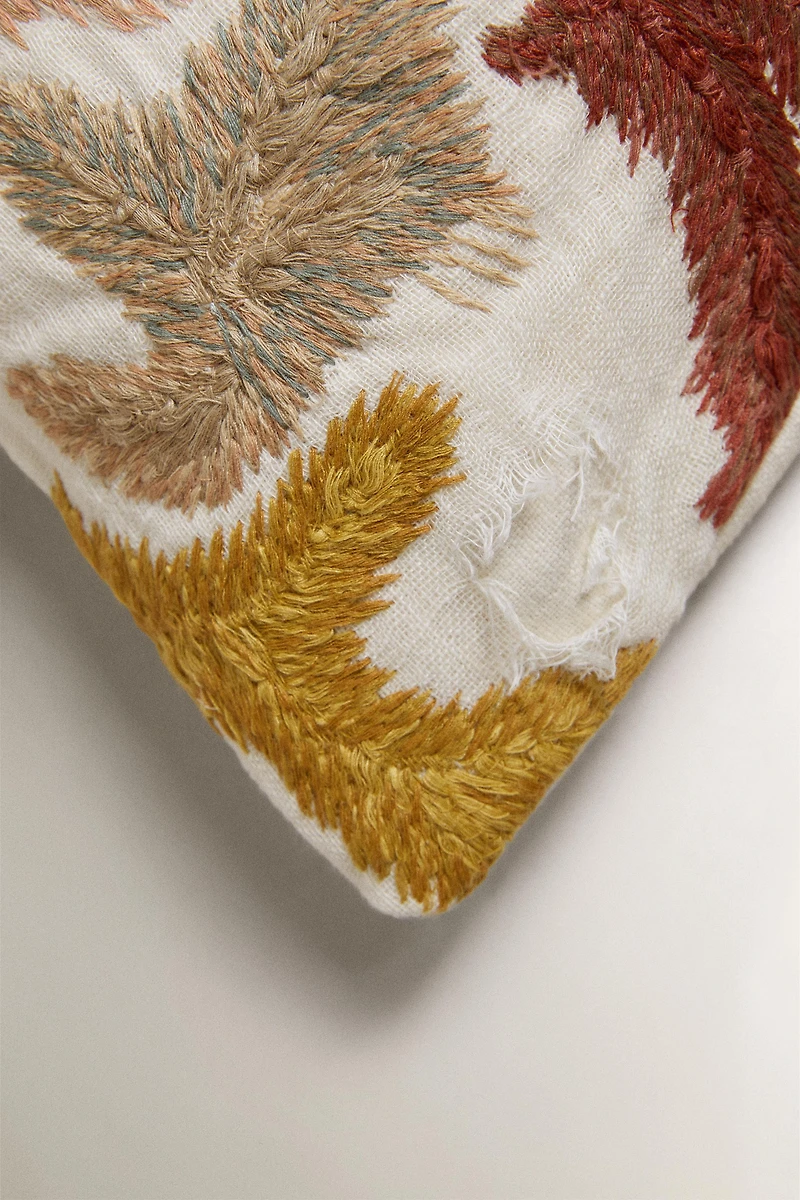 HOUSSE DE COUSSIN BRODERIE FEUILLES