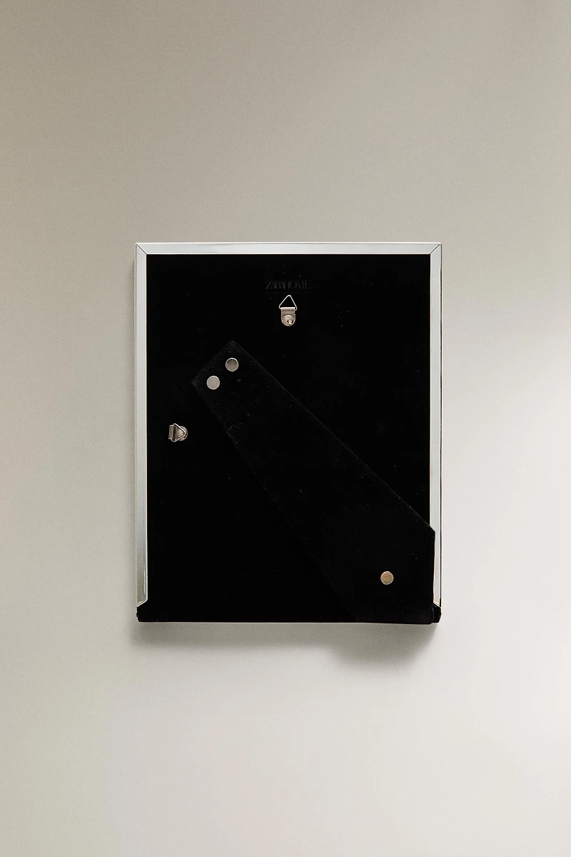 MOTHER-OF-PEARL FINE BORDER PICTURE FRAME