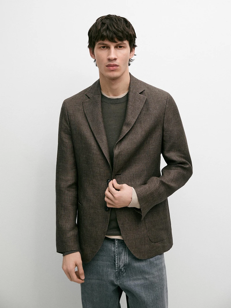 100% linen blazer with pocket details