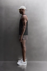 LIGHTWEIGHT RUNNING TANK TOP