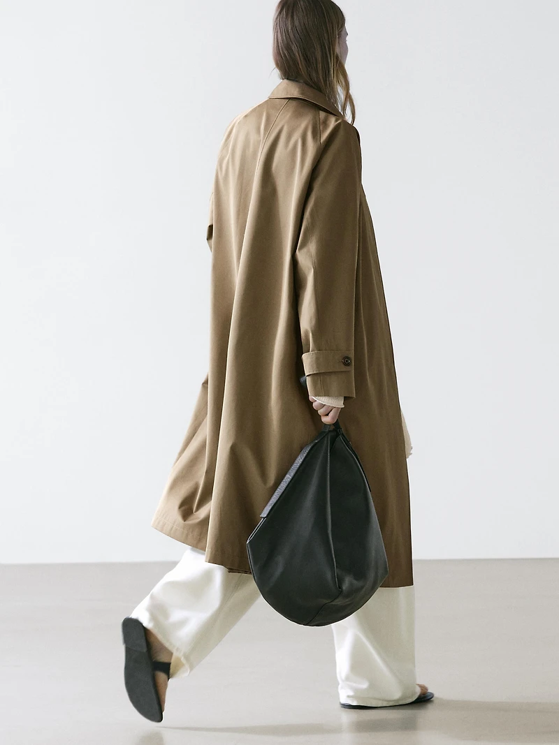 Oversize trench coat with check lining