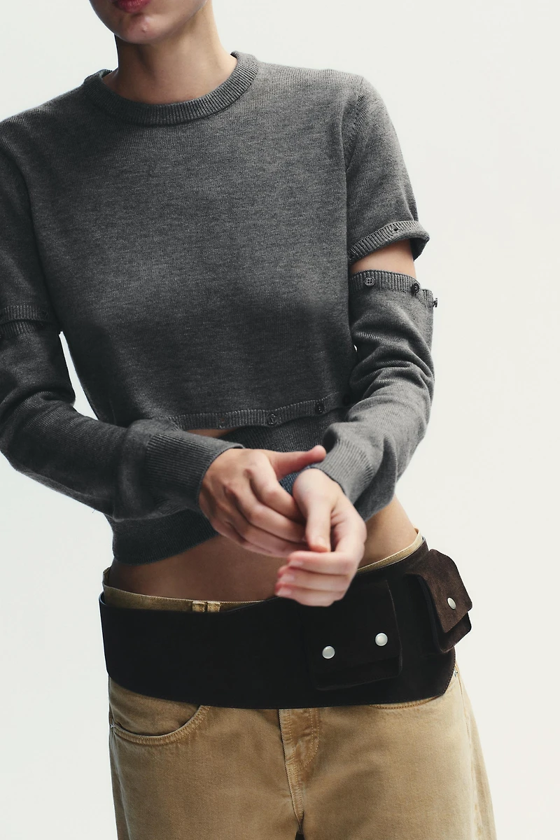 BUTTON KNIT DETACHABLE SWEATER