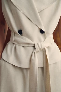 BELTED DOUBLE-BREASTED LINEN VEST
