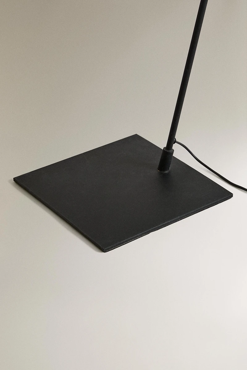 LED METAL STEM DESK LAMP