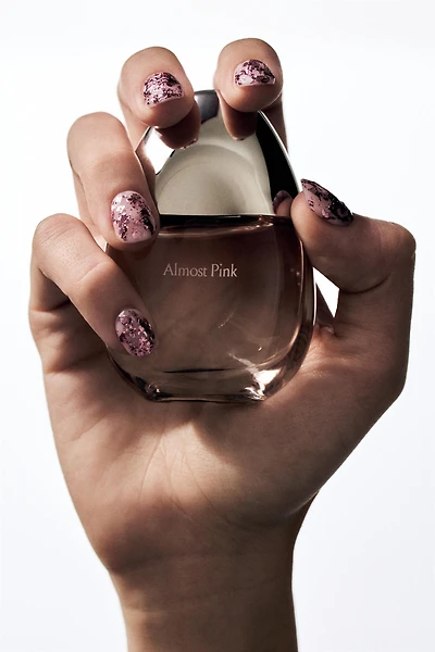 ALMOST PINK EDP 30ML (1.01 FL. OZ).