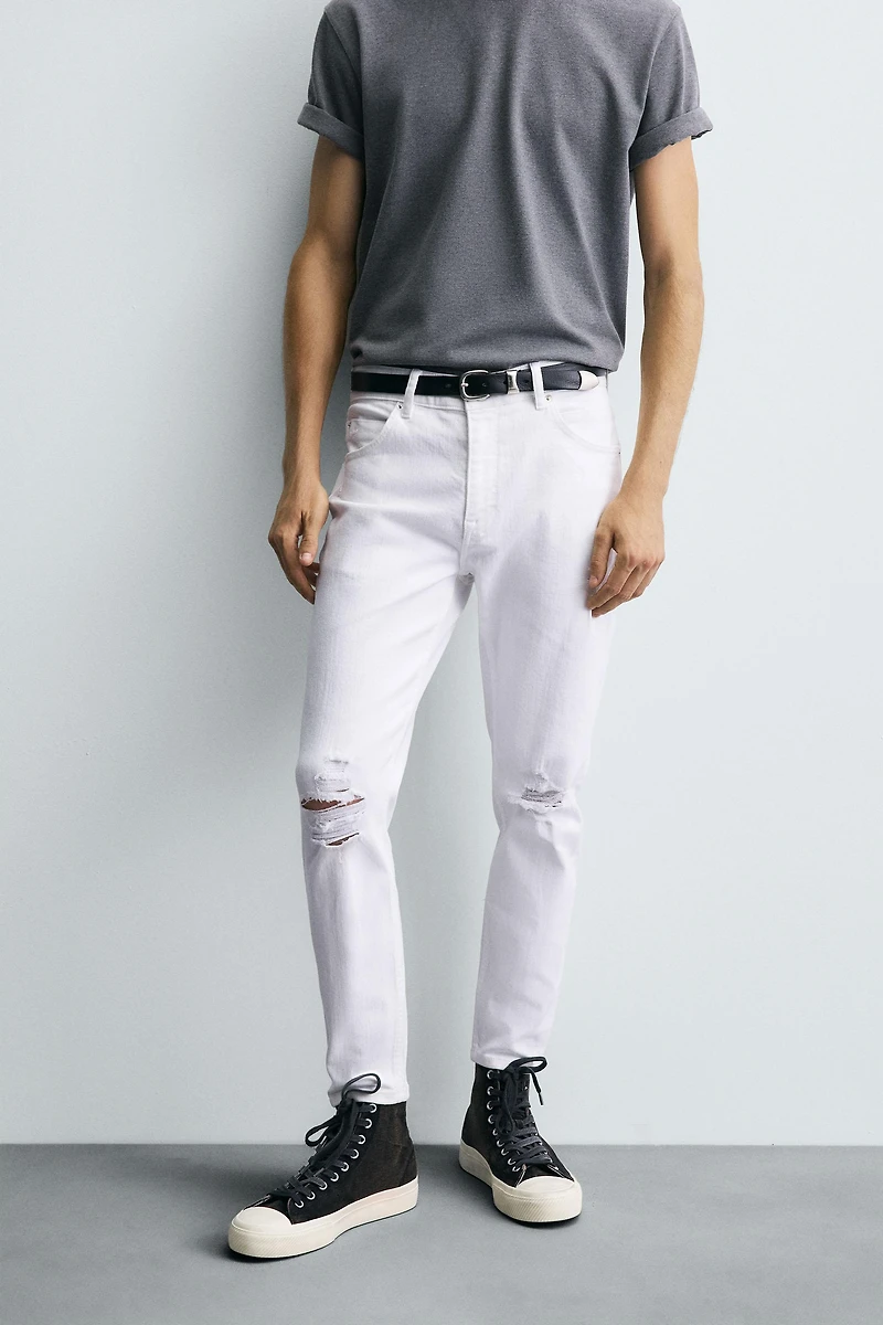 JEAN SKINNY FIT DÉCHIRÉ