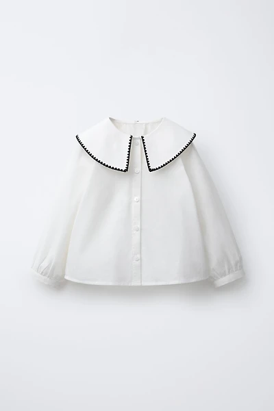 EMBROIDERED PETER PAN COLLAR BLOUSE