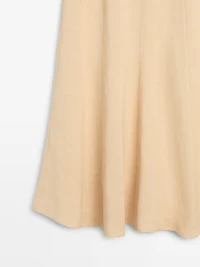 Flowing flared skirt
