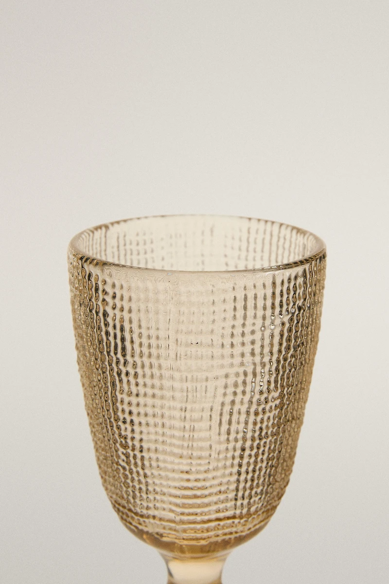 RAISED DESIGN GLASS
