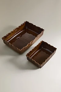 TEXTURED STONEWARE OVEN SERVING DISH