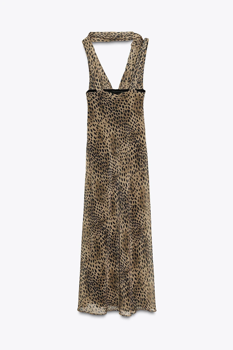 ROBE À IMPRIMÉ ANIMAL ET FOULARD
