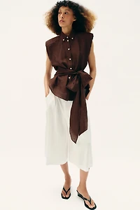 LINEN BELTED SHOULDER PAD TOP